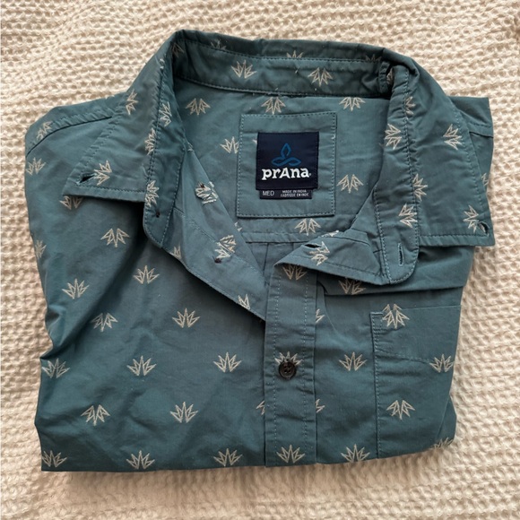 Prana Men's Short Sleeve Button Down Shirt - Picture 1 of 6